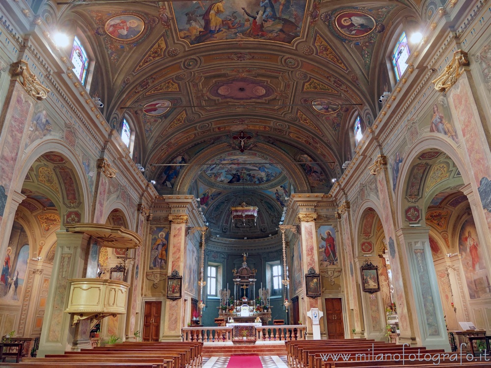 Meda (Monza e Brianza, Italy) - Interior of the Sanctuary of the Holy Crucifix